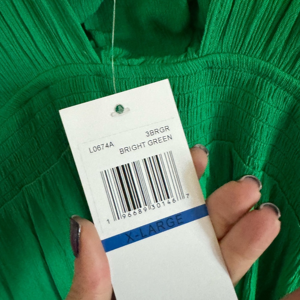 Nina Leonard green dolman sleeve maxi dress.